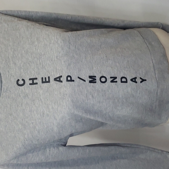 𝅺cheap MONDAY Diagonal Win Crewneck Cotton - Picture 3 of 9